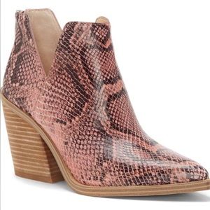 Vince Camuto Gigietta Snakeskin Rosewood Bootie